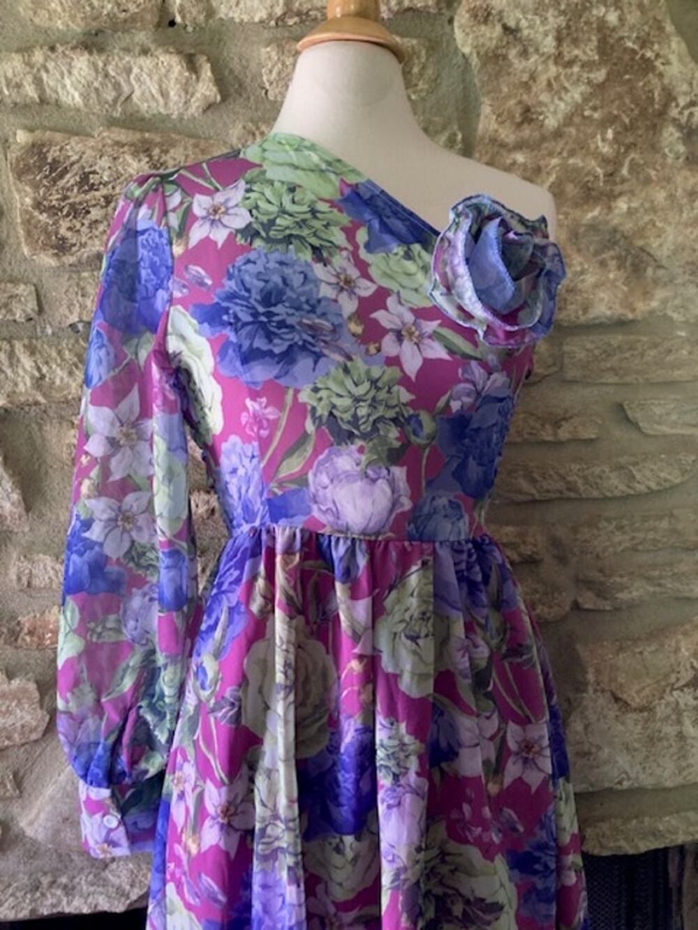 Floral Chiffon One-Shoulder Maxi Dress with Rosette - Medium
